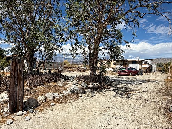 3rd image of 64050 Desert Sands Rd