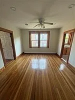 4 bed, 1.0 bath, 1600 sqft, $3,800 — Photo 3