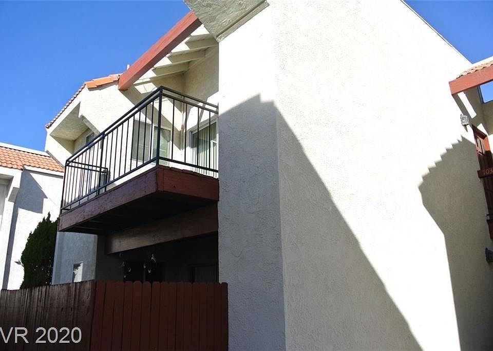 1st image of 870 B Ave #906