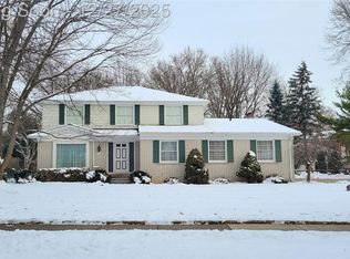 3728 Boulder Dr, Troy, MI 48084