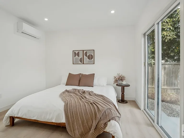 9203 Chaney Ave — Photo 31