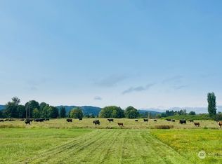 12 Hay Way, Cathlamet, WA 98612