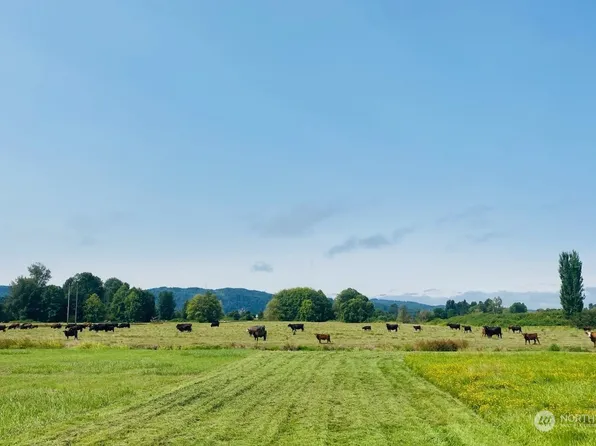 12 Hay Way, Cathlamet, WA 98612