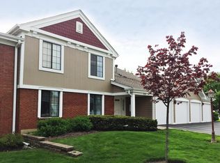 364 Pinetree Ln, Schaumburg, IL 60193