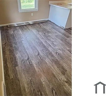 1504 Grafton Rd — Photo 10