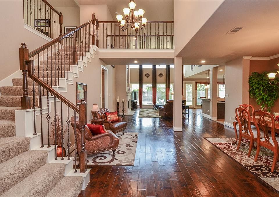 1st image of 3118 Seminole Peak Ln
