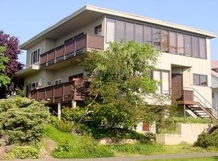 421 18th Ave E #4, Seattle, WA 98112