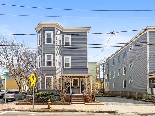 340 Columbia St #1, Cambridge, MA 02141