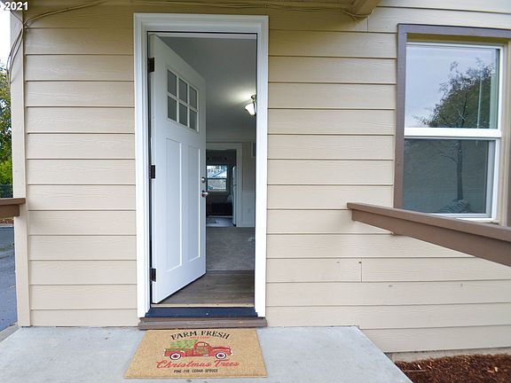 3rd image of 2300 E 28th St