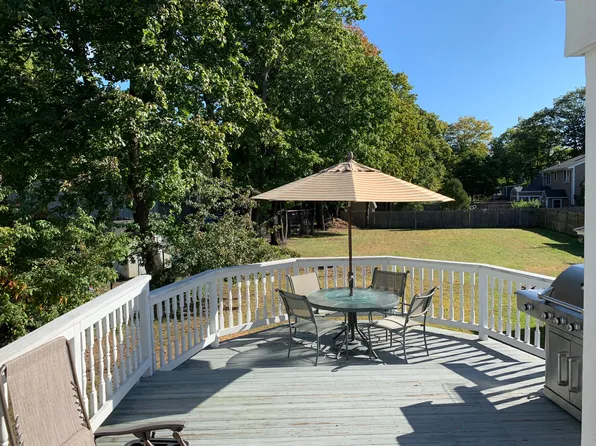 (undisclosed Address), Mansfield, MA 02048