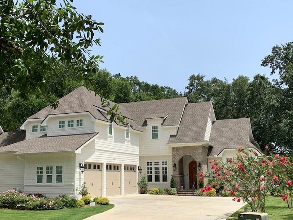 1st image of 131 Mulberry Ln
