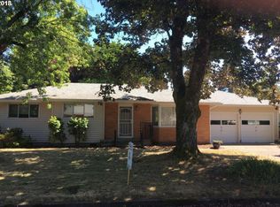 16246 SE Clinton St, Portland, OR 97236