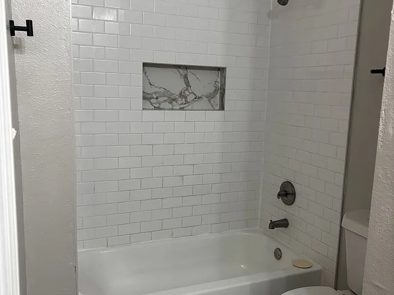 2281 Virginia St — Photo 20