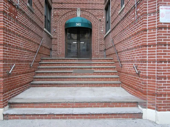 563 West 184th Street image 1 of 13
