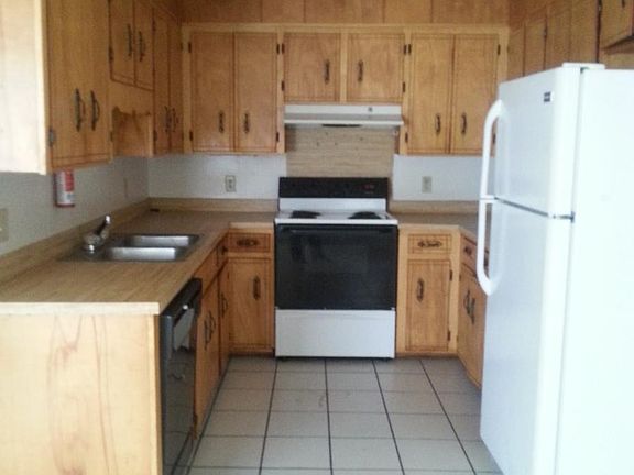 2nd image of 563 S 61st Ave