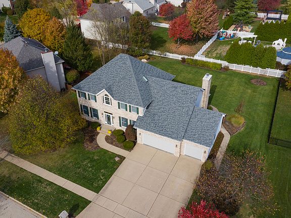 3rd image of 23346 W Allen Robert Dr