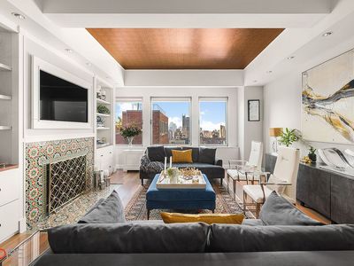252 7th Ave, New York, NY, 10001