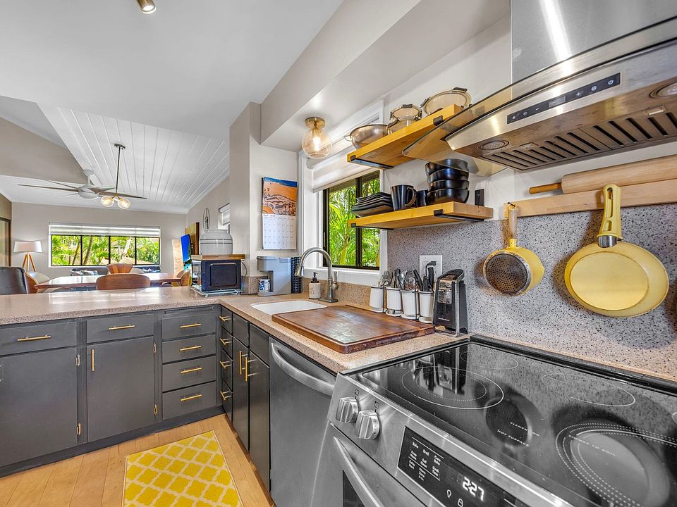 1st image of 3788 Lower Honoapiilani Rd APT E212