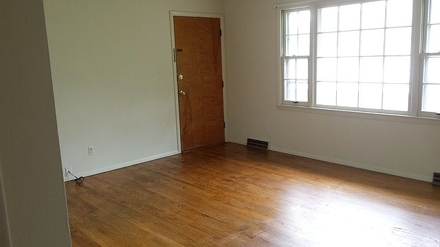 2nd image of 1603 Indiana St APT D