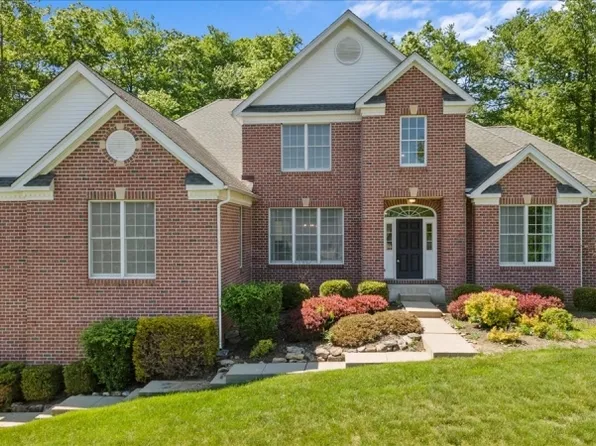 10 Sovereign Dr, Mount Olive Twp., NJ 07836