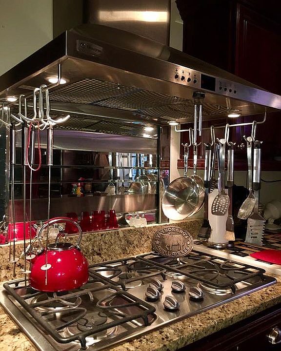 5 eye GEMonogram Gas cooktop