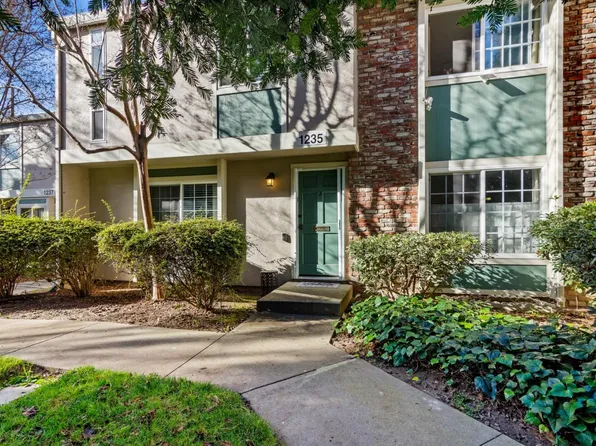 1235 Pine Creek Way APT J, Concord, CA 94520