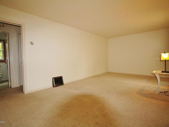 5th image of 1980 Lewis Dr