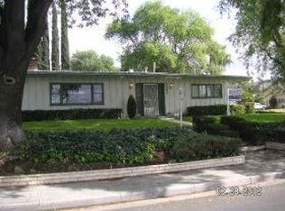 5590 Rumsey Dr, Riverside, CA 92506