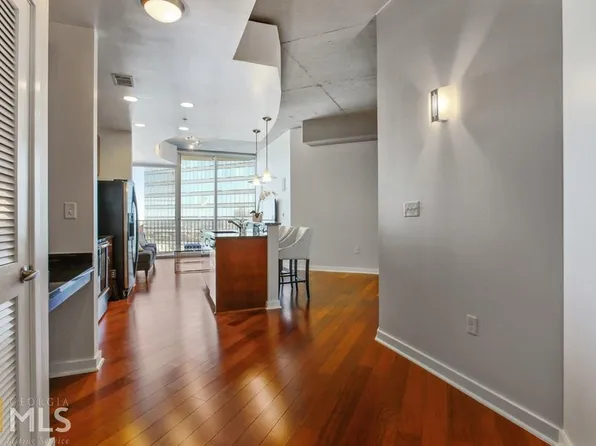 400 W Peachtree St, Atlanta, GA 30308