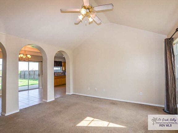 2nd image of 9606 Kingbird Dr