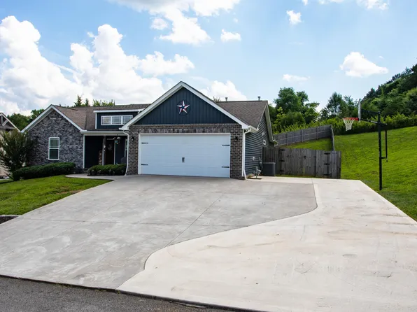 5923 Whisper Ridge Ln, Corryton, TN 37721