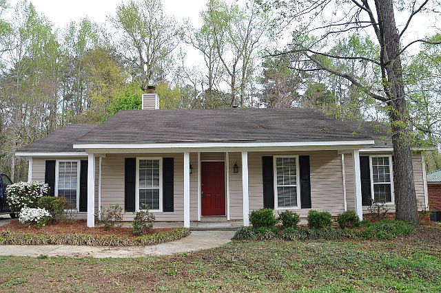 1st image of 211 Creekview Cir