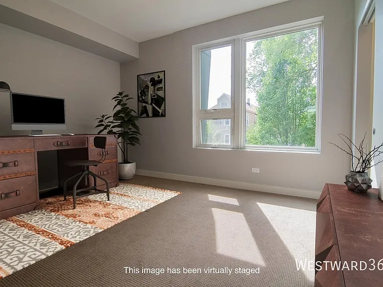 2651 N Hamlin Ave #20 — Photo 11