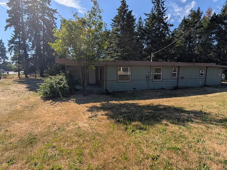 2399 SE Sedgwick Rd — Photo 3