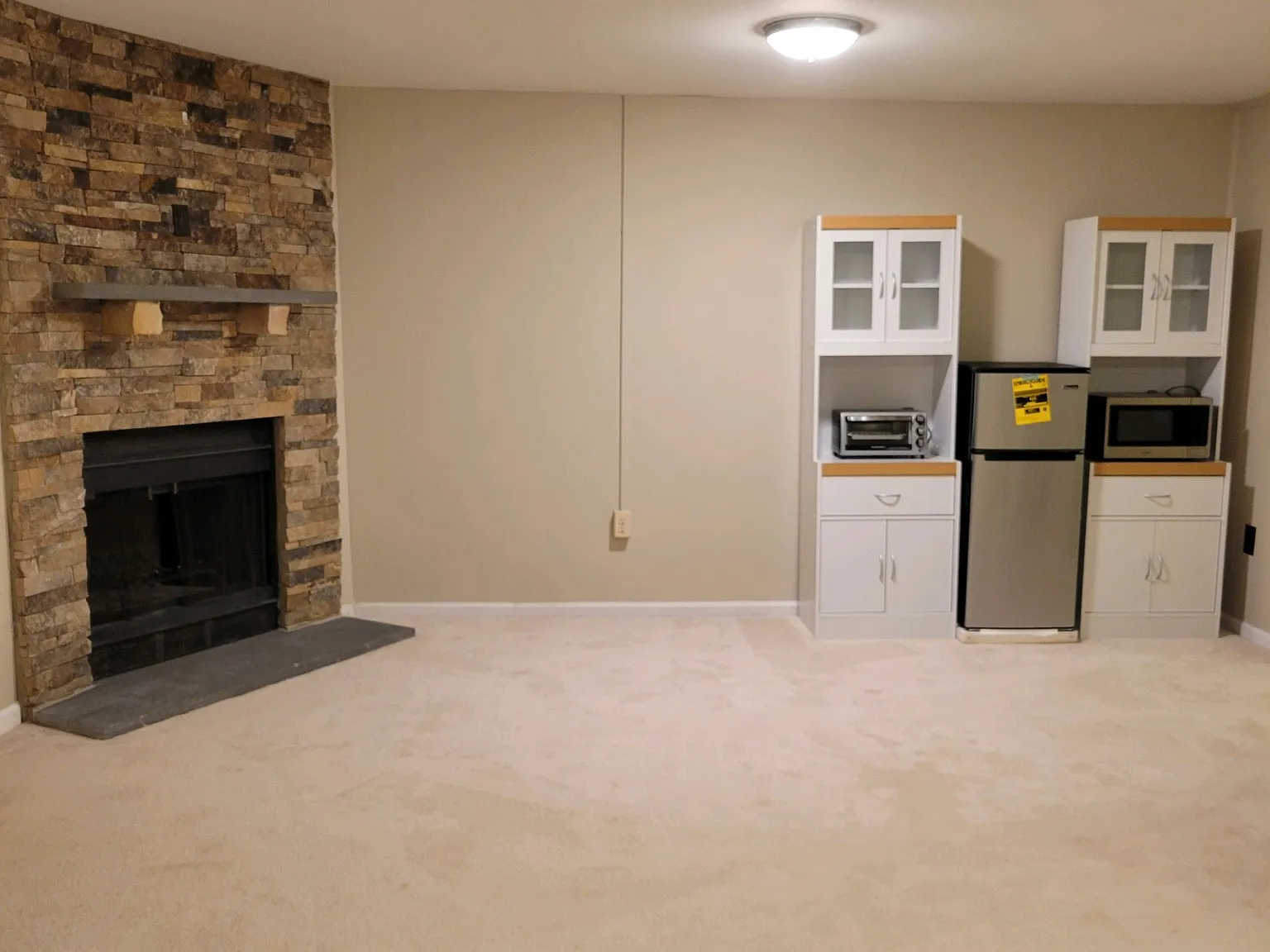1 bed, 1000 sqft, $1,400 — Photo 1
