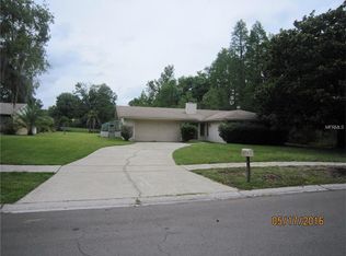 714 Willow Brook Ct, Lutz, FL 33549