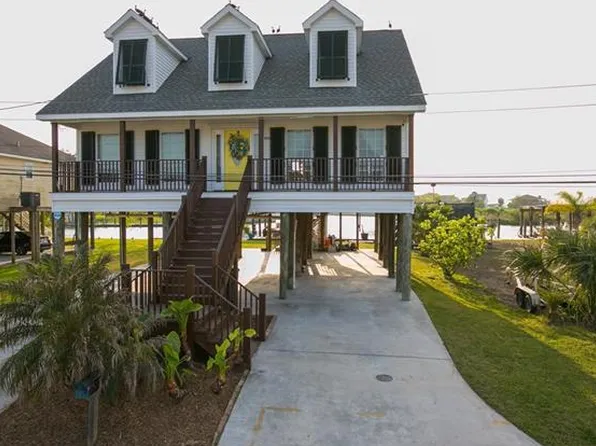 4558 Burton Rd, New Orleans, LA 70129