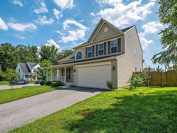 2nd image of 190 Meadow Brook Way