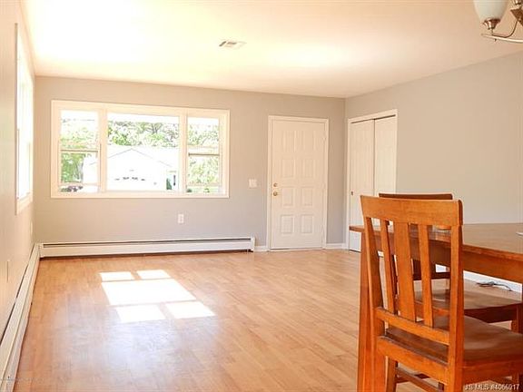 4th image of 146 Orlando Blvd
