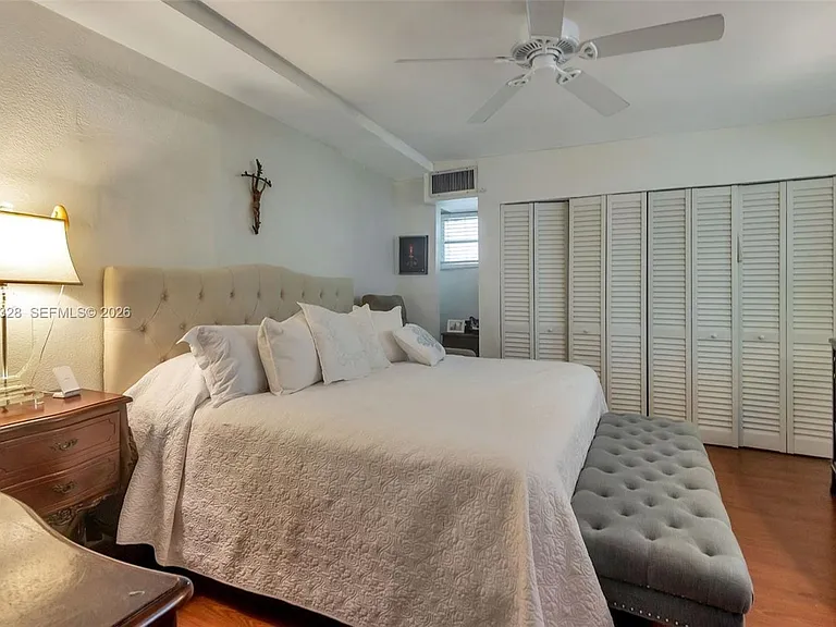 5845 SW 88th St — Photo 15