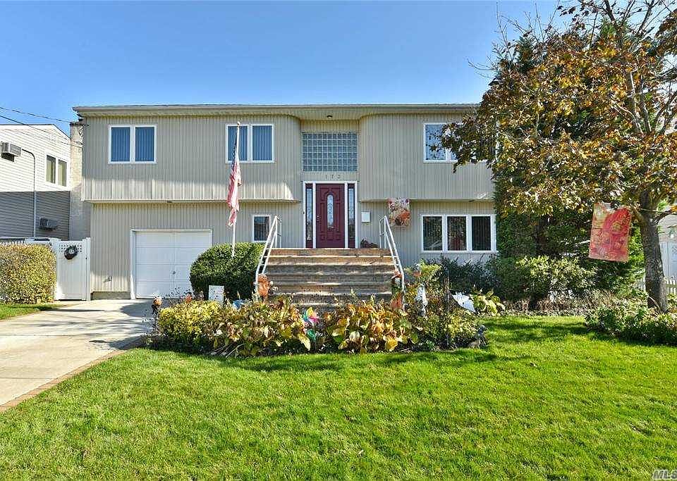 173 Grand Blvd, Massapequa Park, NY 11762 Zillow
