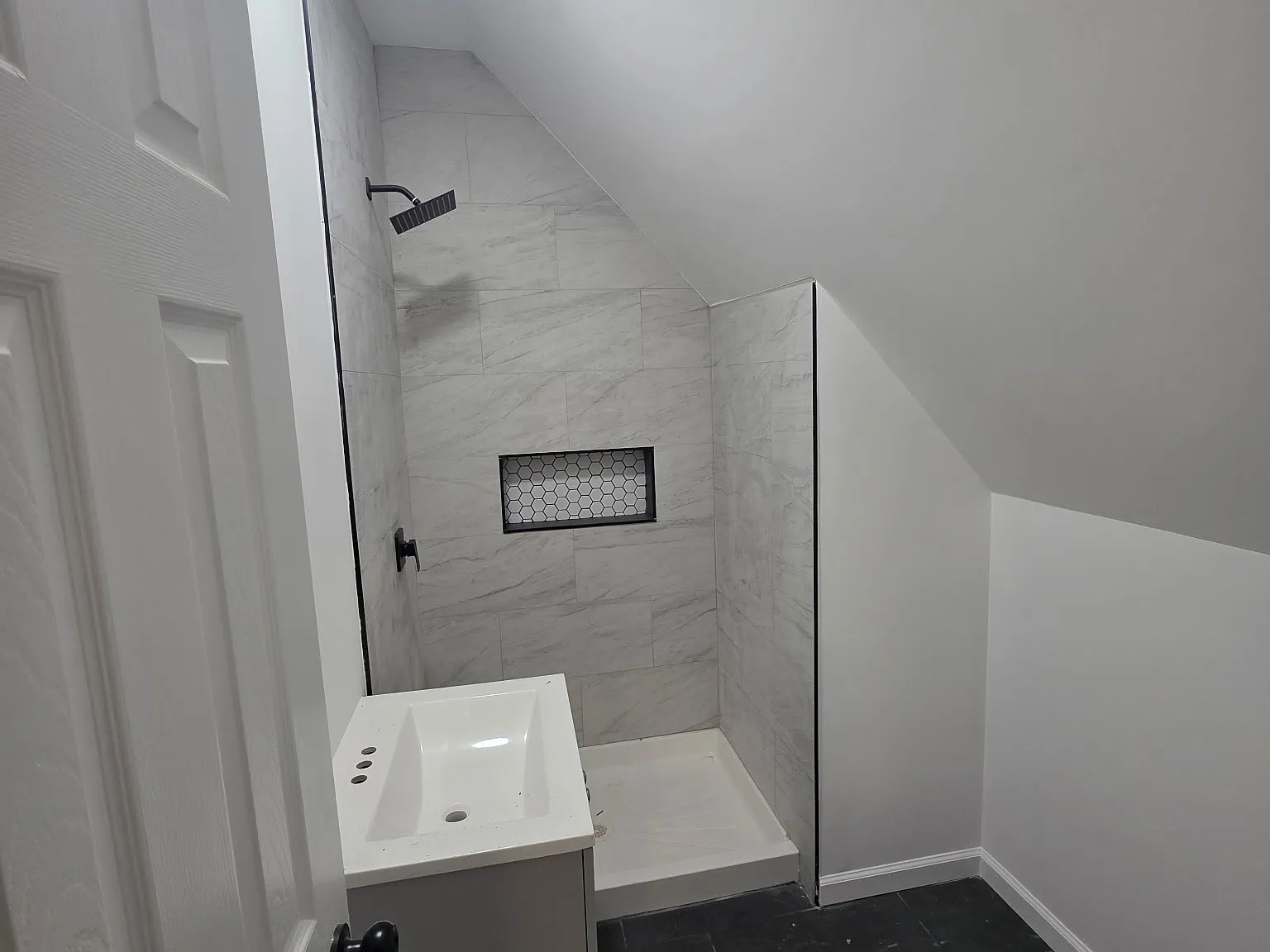 1 bed, 505 sqft, $1,000 — Photo 2