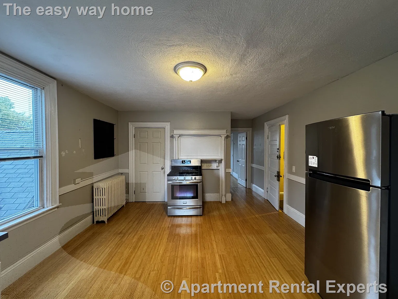 Studio, 9999 sqft, $1,900 — Photo 1