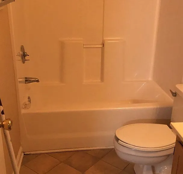 493 White River Dr #28E — Photo 11