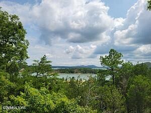 3rd image of 18 Bay View Point Lot 18
