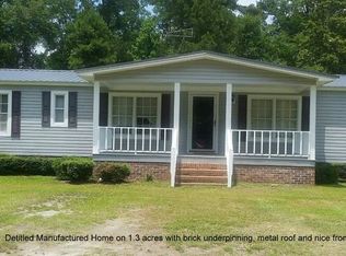 1079 James Rd, Turbeville, SC 29162