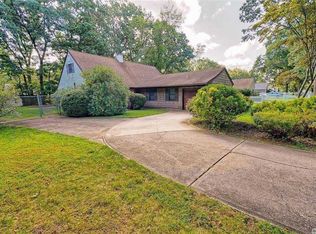 43 Charm City Dr, Pt Jefferson Station, NY 11776