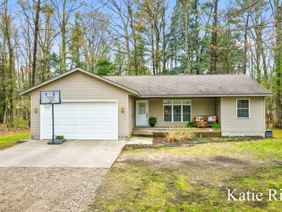 7917 S Wood St, Rothbury, MI, 49452