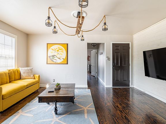 3rd image of 3814 Avenue S #3