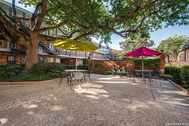 8401 N New Braunfels Ave #207A — Photo 22